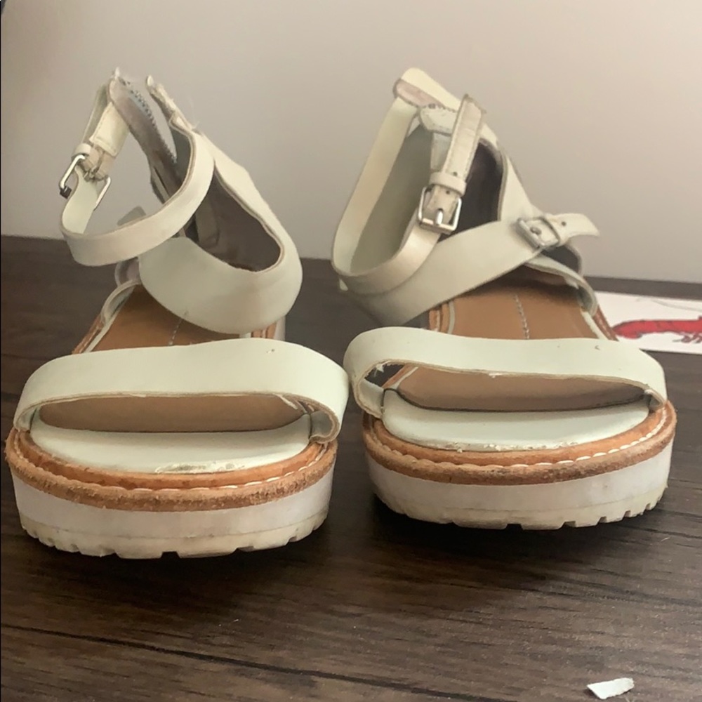 💛Dolce Vita sandals - Picture 2 of 6